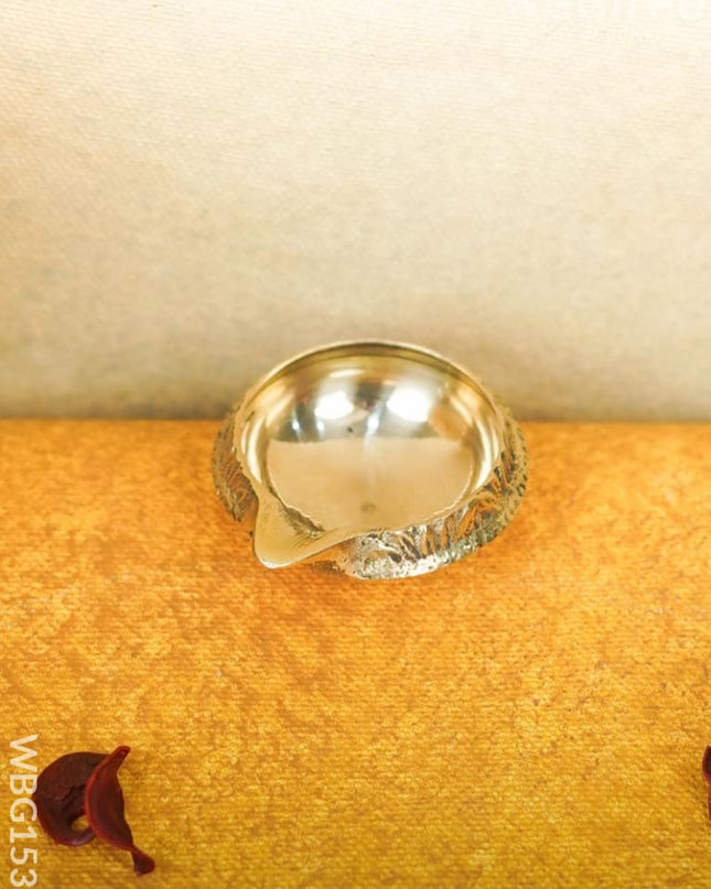 Brass Kubera Diya - Wbg1532 Rg