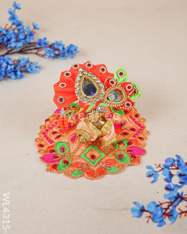 Bass Laddu Gopal With Mukut & Poshak - Wl4315 Orange Brass Figurines