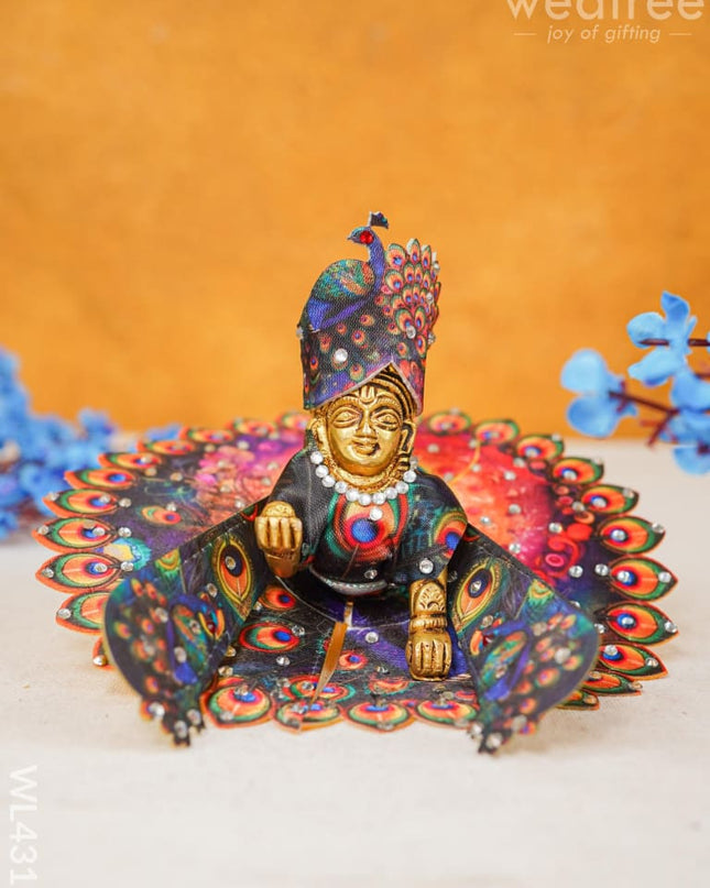 Bass Laddu Gopal With Peacock Mukut & Poshak - Wl4316 Brass Figurines