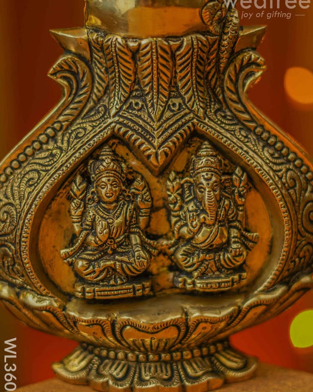 Brass Lakshmi Ganesha Kalash Wall Hanging - Wl3608 Figurines