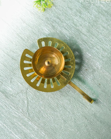 Brass Lotus Leaf Shaped Diya - WBG0203 Brass Diya RG