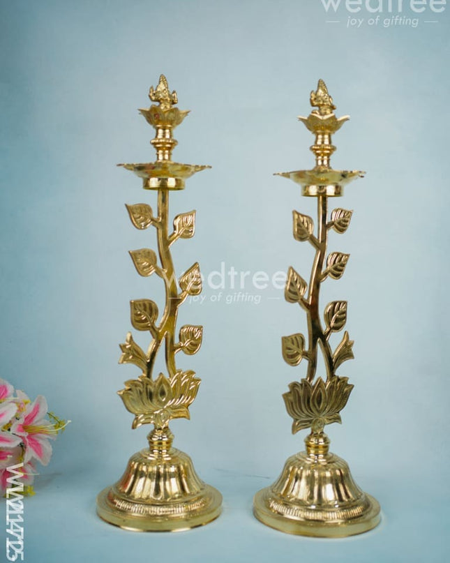 Brass Lotus Shape Kuthu Vilakku With Five Face Diya (Set Of 2) - Wl2172