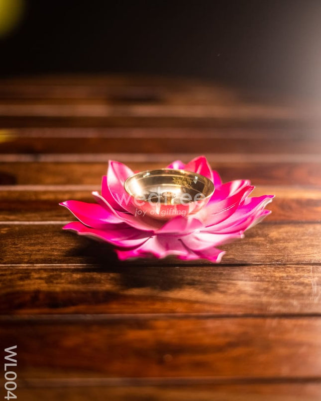 Lotus Shaped Diya - Wl0046 Brass