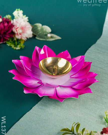 Brass Lotus Shaped Diya - WL1376 Brass Diya RG