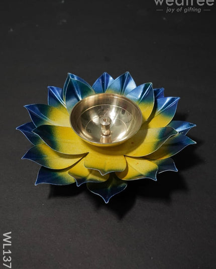 Brass Lotus Shaped Diya - Wl1376