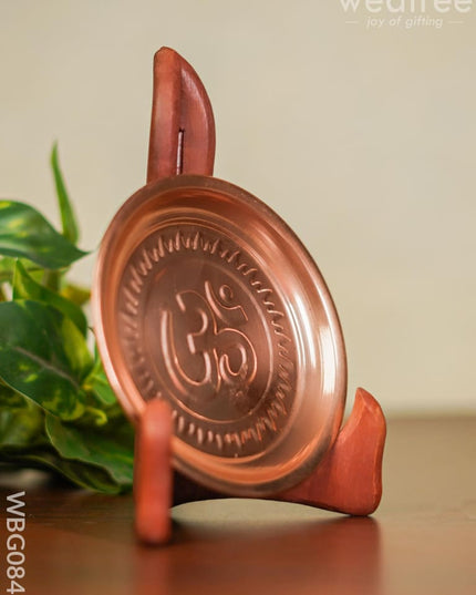 Brass Om Plate - Copper Coated 4.5 Inch Wbg0843 Pooja Utilities