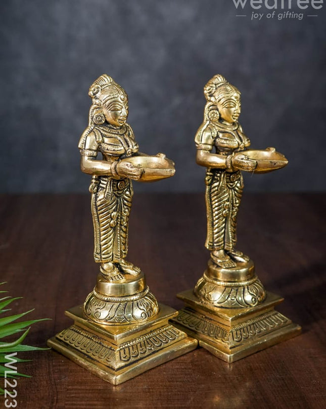 Brass Paavai Vilaku - Wl2238 Diya