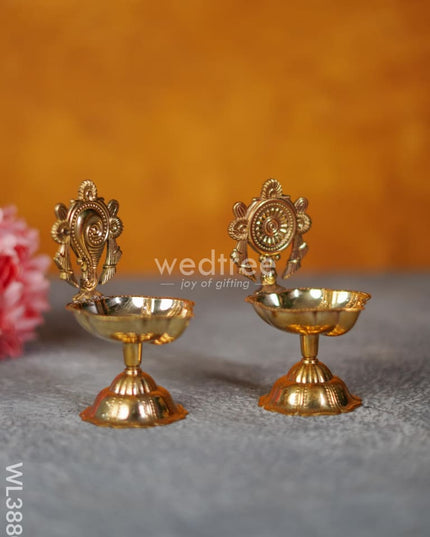 Brass Shank & Chakra Diya - 4.5 Inch Wl3880