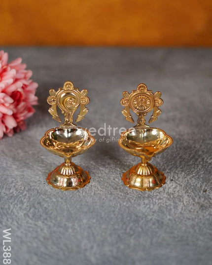 Brass Shank & Chakra Diya - 4.5 Inch Wl3880