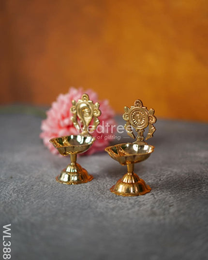 Brass Shank & Chakra Diya - 4.5 Inch Wl3880