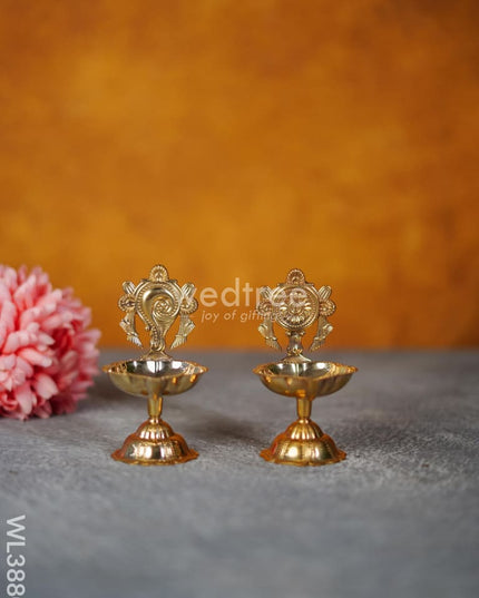 Brass Shank & Chakra Diya - 4.5 Inch Wl3880