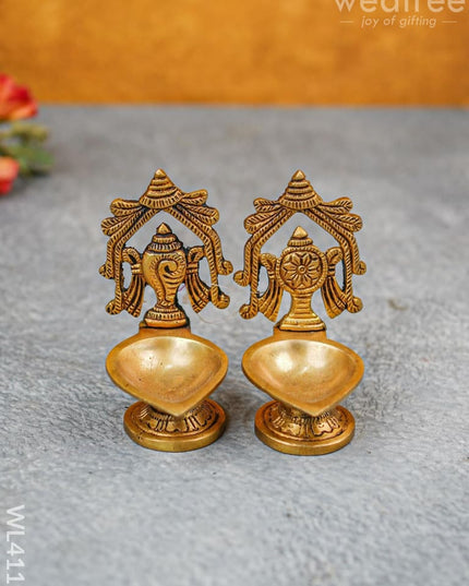 Brass Shank Chakra Diya With Base Stand - Wl4119