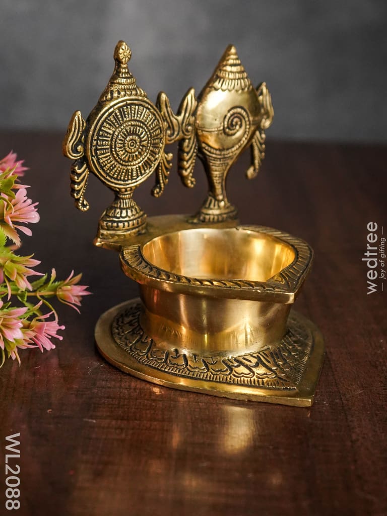 Brass Shank-Chakra Kamatshi Diya - Wl2088