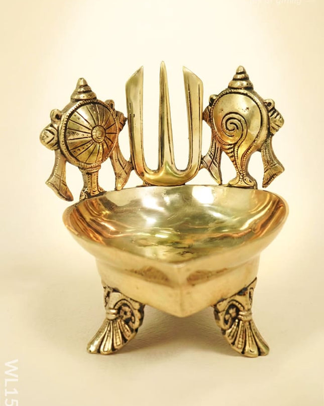 Brass Shank-Chakra-Nama Diya - WL1577 - Brass Diya