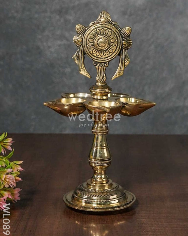 Brass Shank-Chakra-Nama Vilakku - Wl0893 Diya