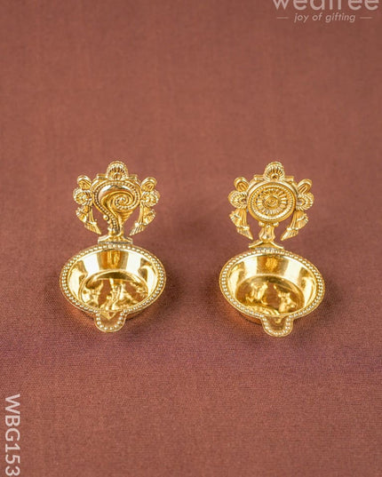 Brass Shankh Chakra Diya - WBG1534 - Brass Diya