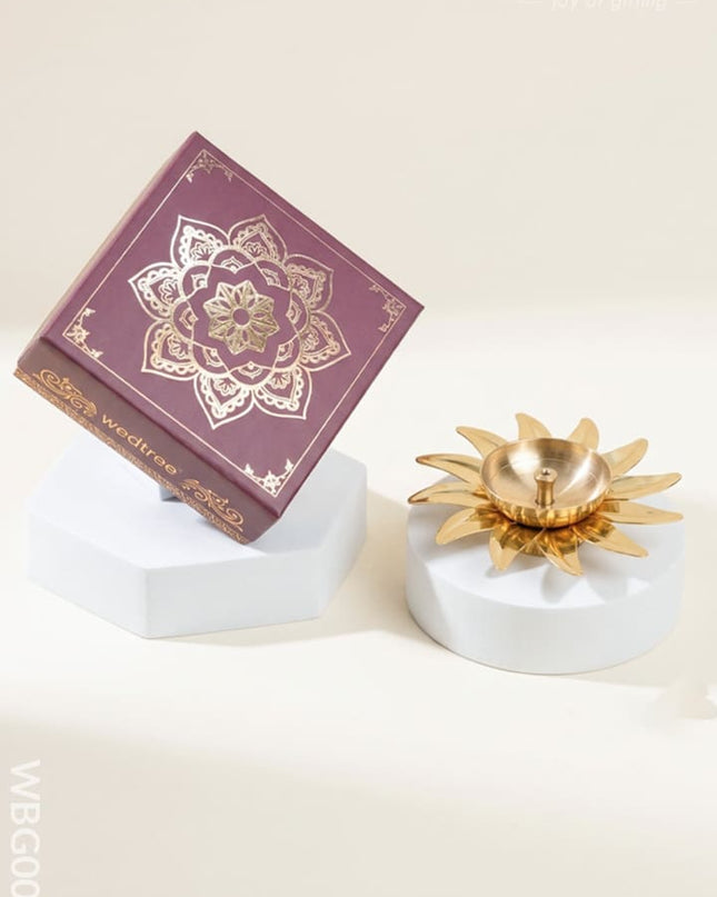 Brass Sun Shaped Diya - WBG0047 - Brass Diya RG