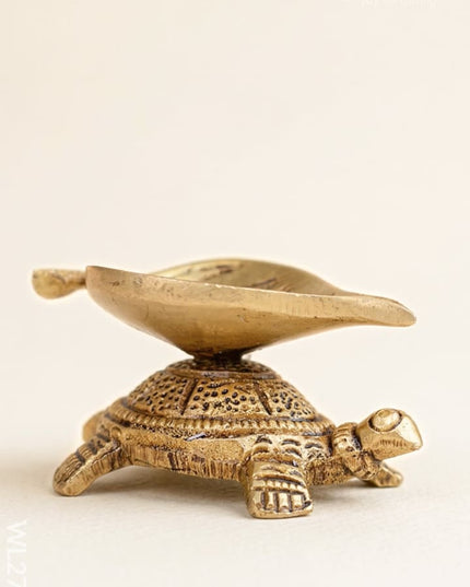 Brass Tortoise Leaf Shape Diya - WL2787 - Brass Diya RG