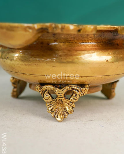 Brass Urli With 4 Face Diya - Wl4388