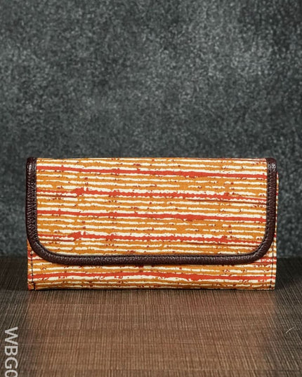 Clutch Purse With Multidesigned And Multicolored - (8In X 4In) Wbg0263 Clutches & Purses