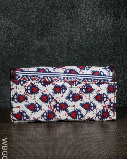 Clutch Purse With Multidesigned And Multicolored - (8In X 4In) Wbg0263 Clutches & Purses