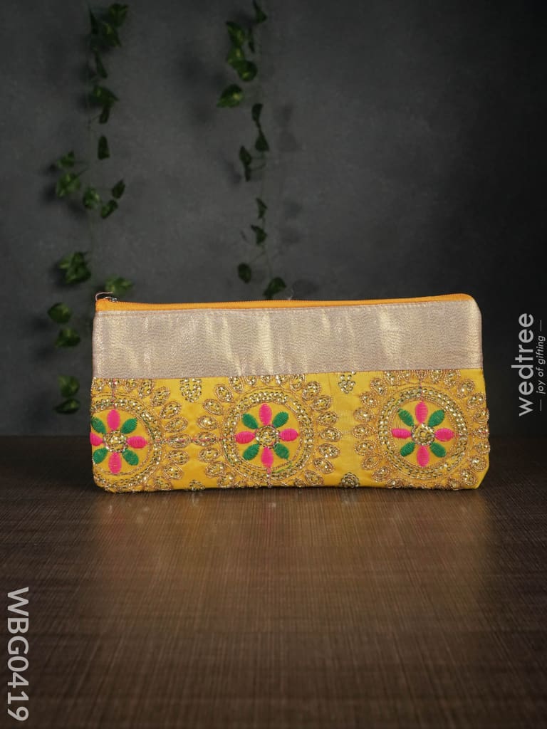 Colourful Floral Embroidery Purse With Zipper - Wbg0419 Clutches & Purses