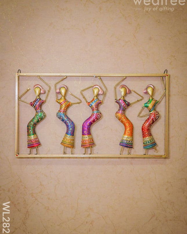 Dancing Dolls Wall Hanging Frame - Wl2826 Metal Decor