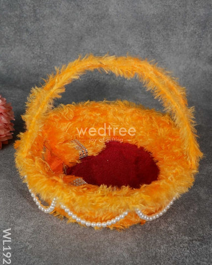 Laddu Gopal Basket - Wl1929 Combos & Hampers