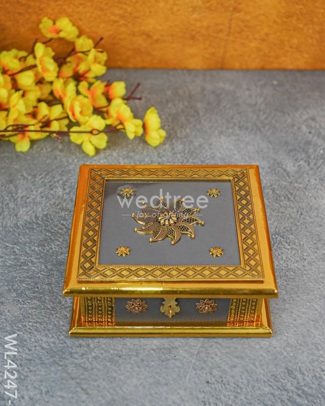 Mdf Designer Dry Fruit Box - Wl4247 Grey Rg