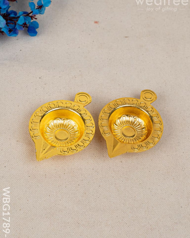 Diya Set of 2 - Gold - WBG1789-1 - White Metal Diya RG