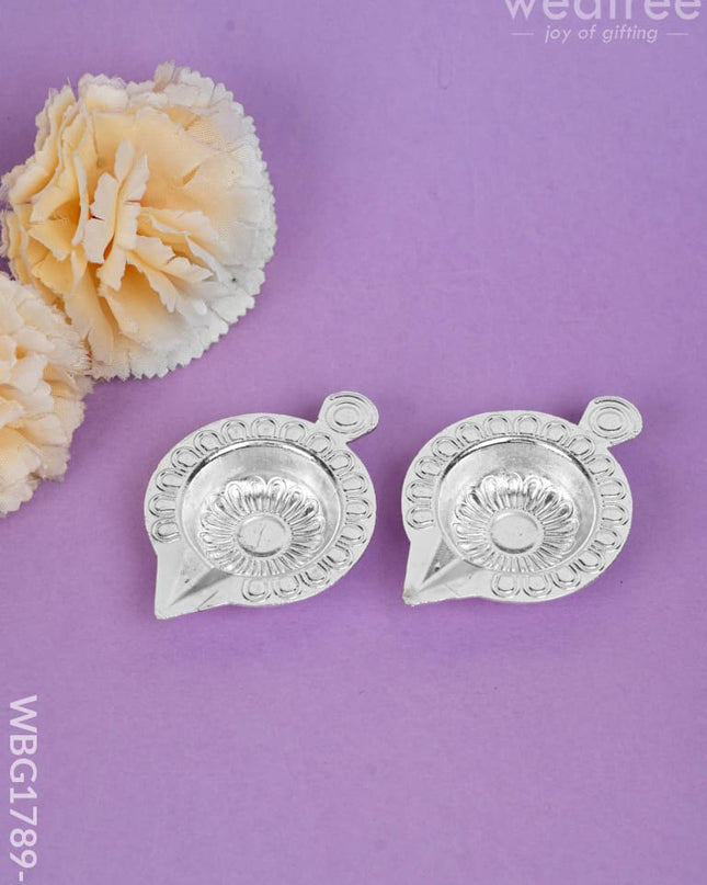 Diya Set of 2 - Silver - WBG1789-2 - White Metal Diya RG