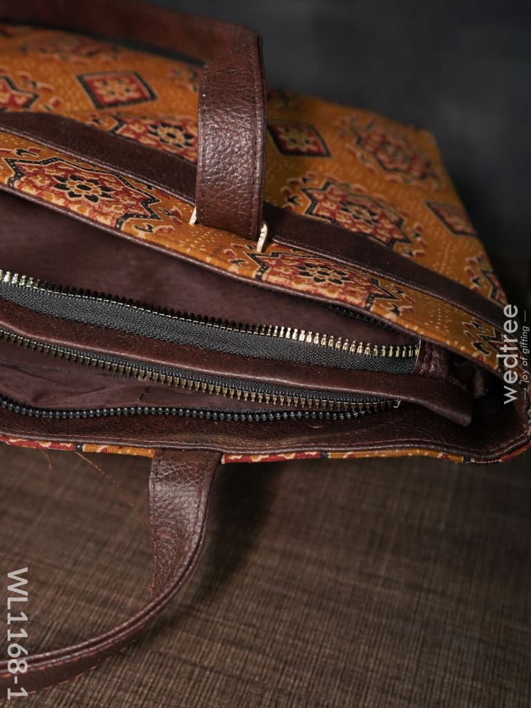 Dusky Shade Handbag With Ajrakh Prints - Wl1168 Regular Handbags