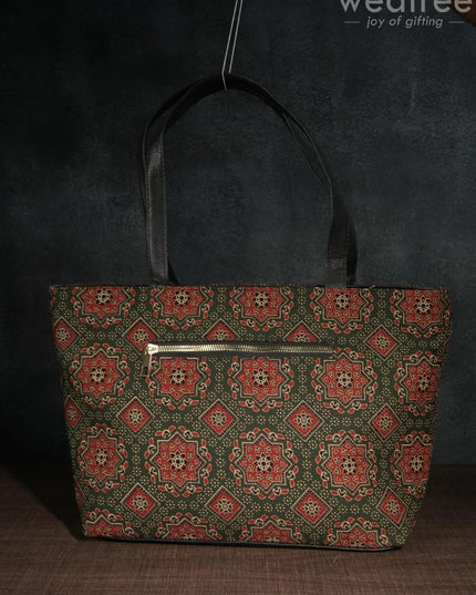 Dusky Shade Handbag With Ajrakh Prints - Wl1168 Regular Handbags