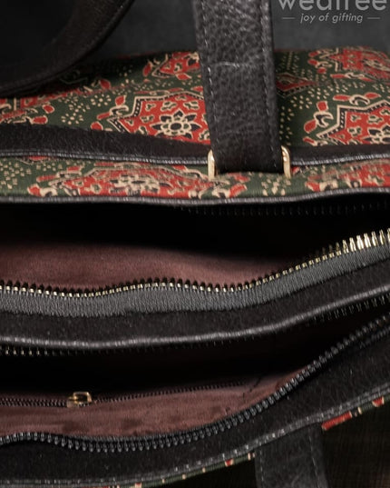 Dusky Shade Handbag With Ajrakh Prints - Wl1168 Regular Handbags