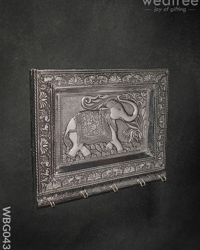 Elephant Oxidised Keystand (7.5 X 9) - Wbg0438 Key Hangers