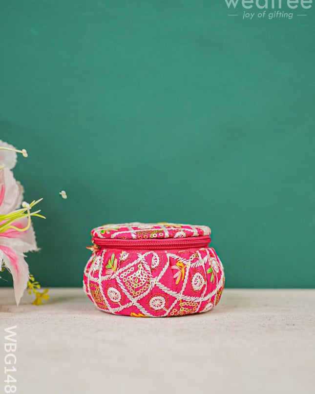Embroidered Bangle Box - Wbg1481 Jewellery Holders Rg