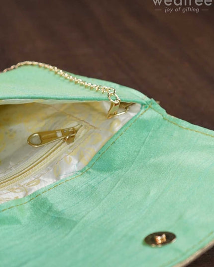 Envelope Style Sling Bag With Floral Embroidery - Wl3027 Bags