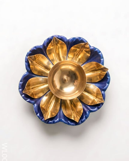 Fancy Diya - WL0025 - Brass Diya