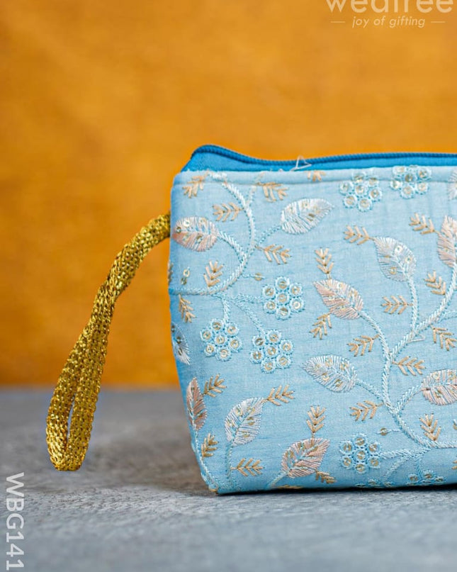 Floral Embroidered Pouch - Wbg1415 Clutches & Purses