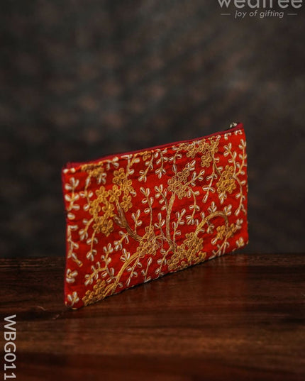 Floral Embroidery Purse With Zipper - Wbg0111 Clutches & Purses