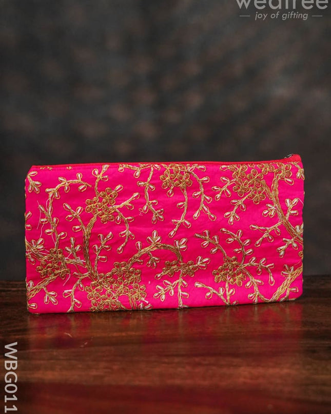 Floral Embroidery Purse With Zipper - Wbg0111 Clutches & Purses
