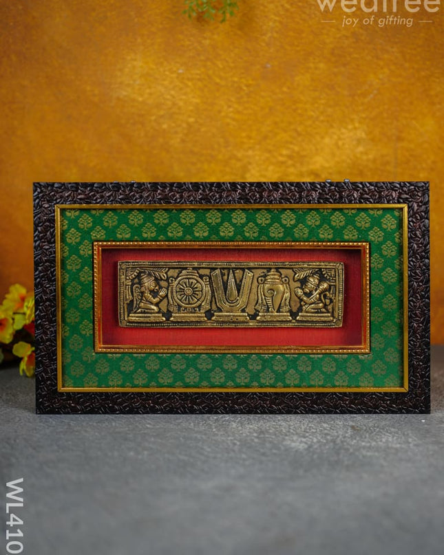 Frame: Brass Shank Chakra Nama - Wl4102 Wall Hanging Frames