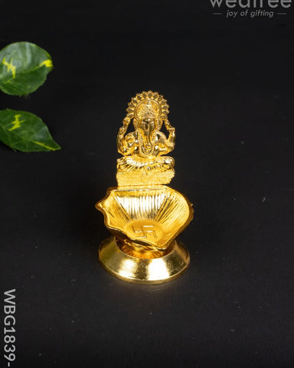 Ganesh Diya - WBG1839-2 - White Metal Diya RG