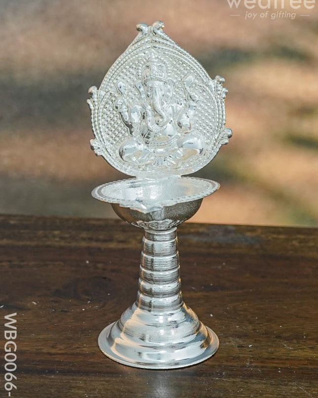 German Silver Diya With Kuthuvilakku Stand - Wbg0066 Ganesh Diyas