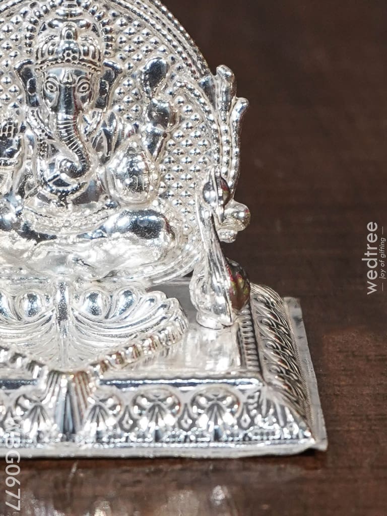 German Silver Ganesha In Heart Shape Kumkum Platter - Wbg0677 Diyas