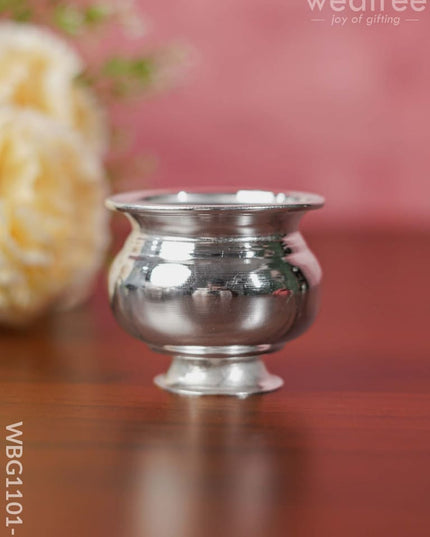 German Silver Kumkum Bowl - Wbg1101 Pooja Utility Rg