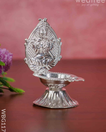 German Silver Lakshmi Diya - Wbg1176 Diyas