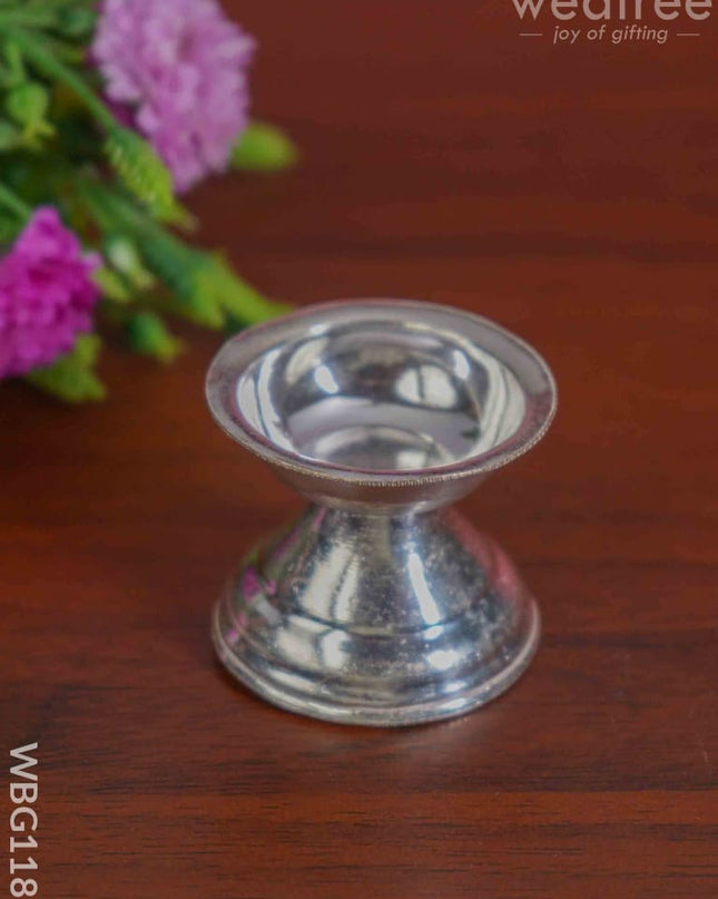 German Silver Round Diya With Stand - Wbg1183 Diyas