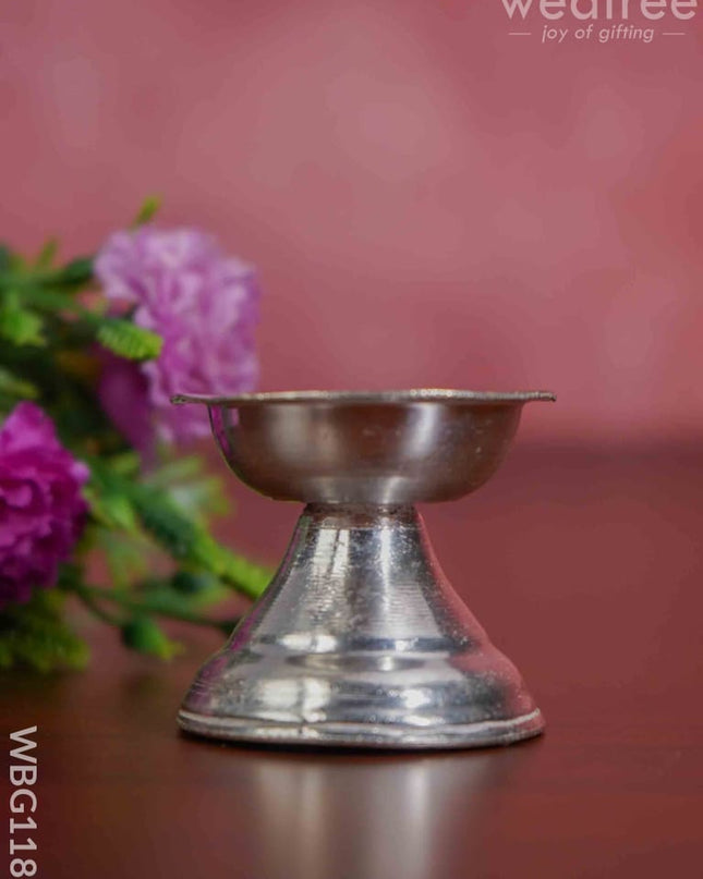 German Silver Round Diya With Stand - Wbg1183 Diyas