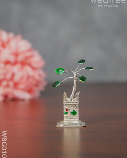 German Silver Tulasi Maadam With Green Leaves - Wbg0100 Pooja Utility Rg